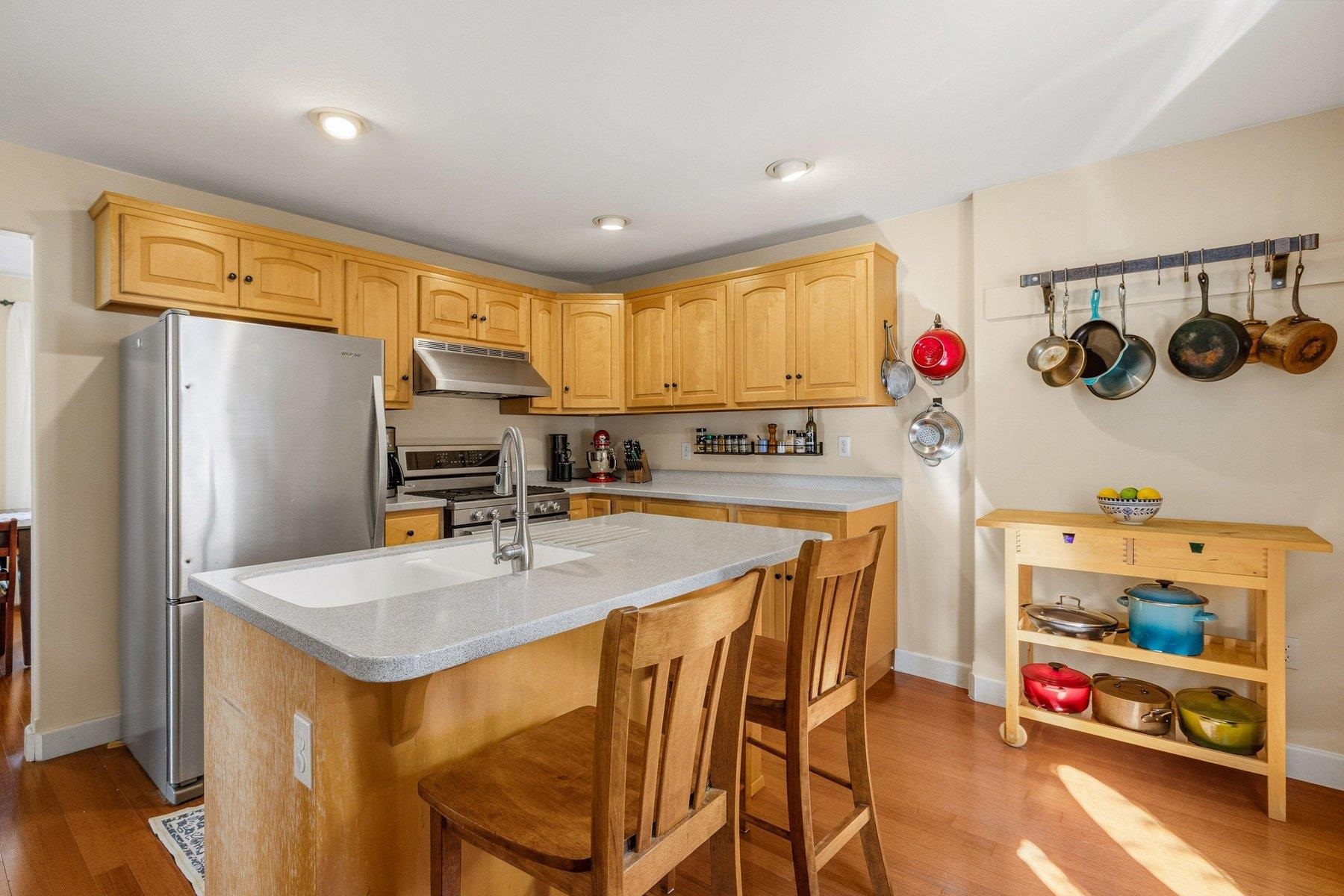 37 Washington Street, Unit A Exeter, NH 03833 - Photo 9 of 47 Gallery Image 9
