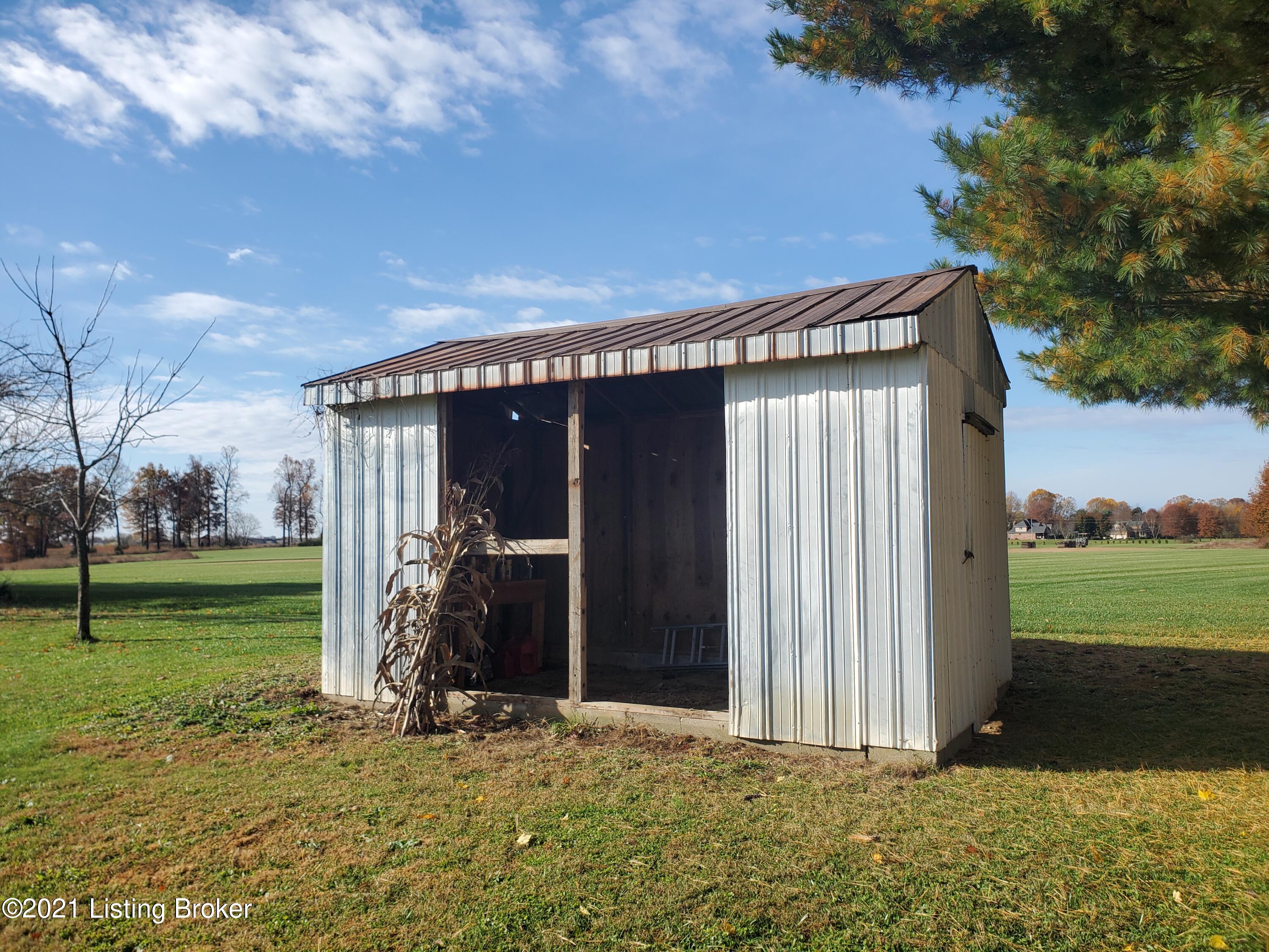 217 Waterford Road Mount Washington, KY 40047 - Photo 53 of 57 20211112_100233 - Copy