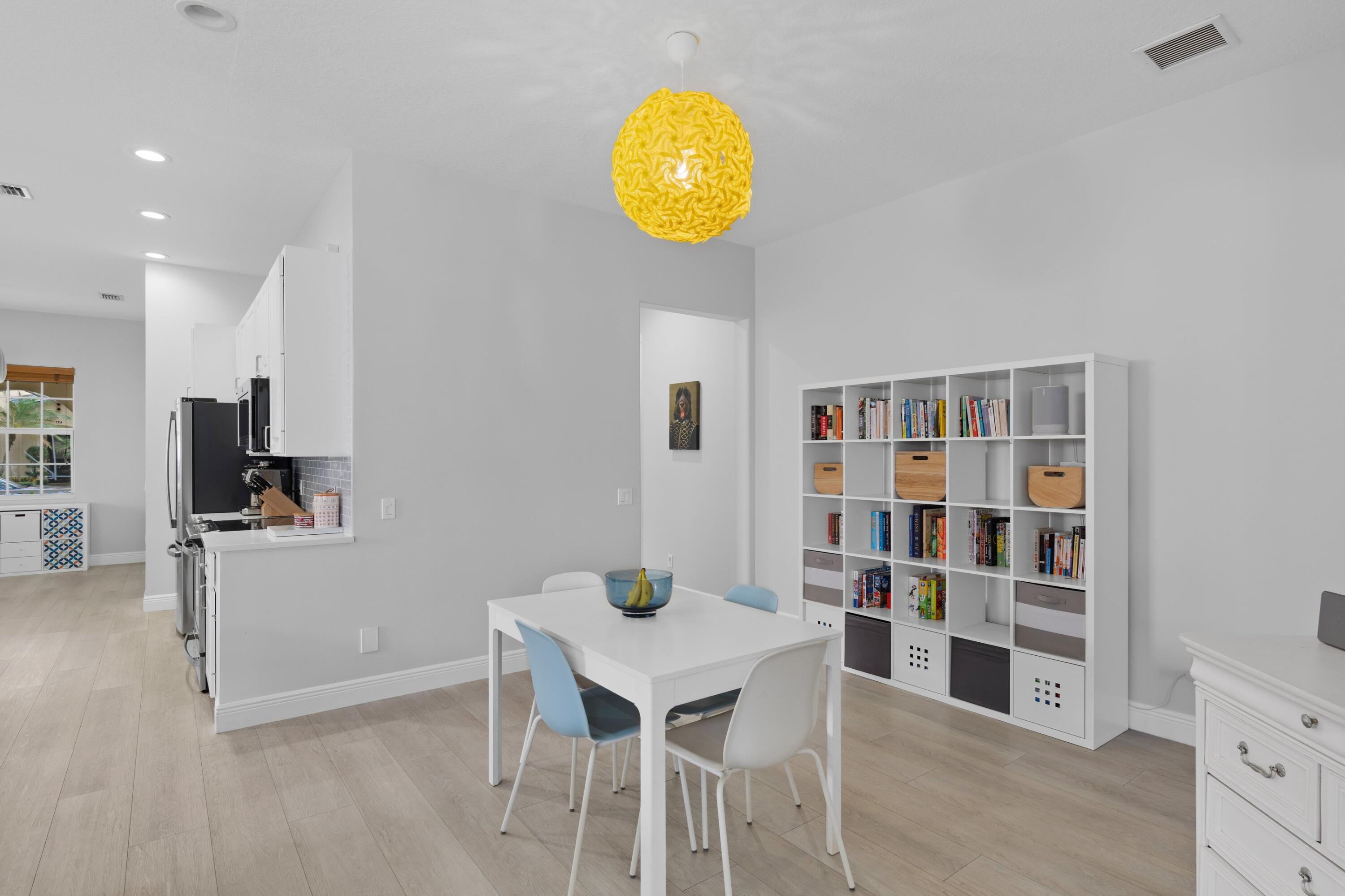 118 Florence Drive Jupiter, FL 33458 - Photo 12 of 41 Main Dining Room