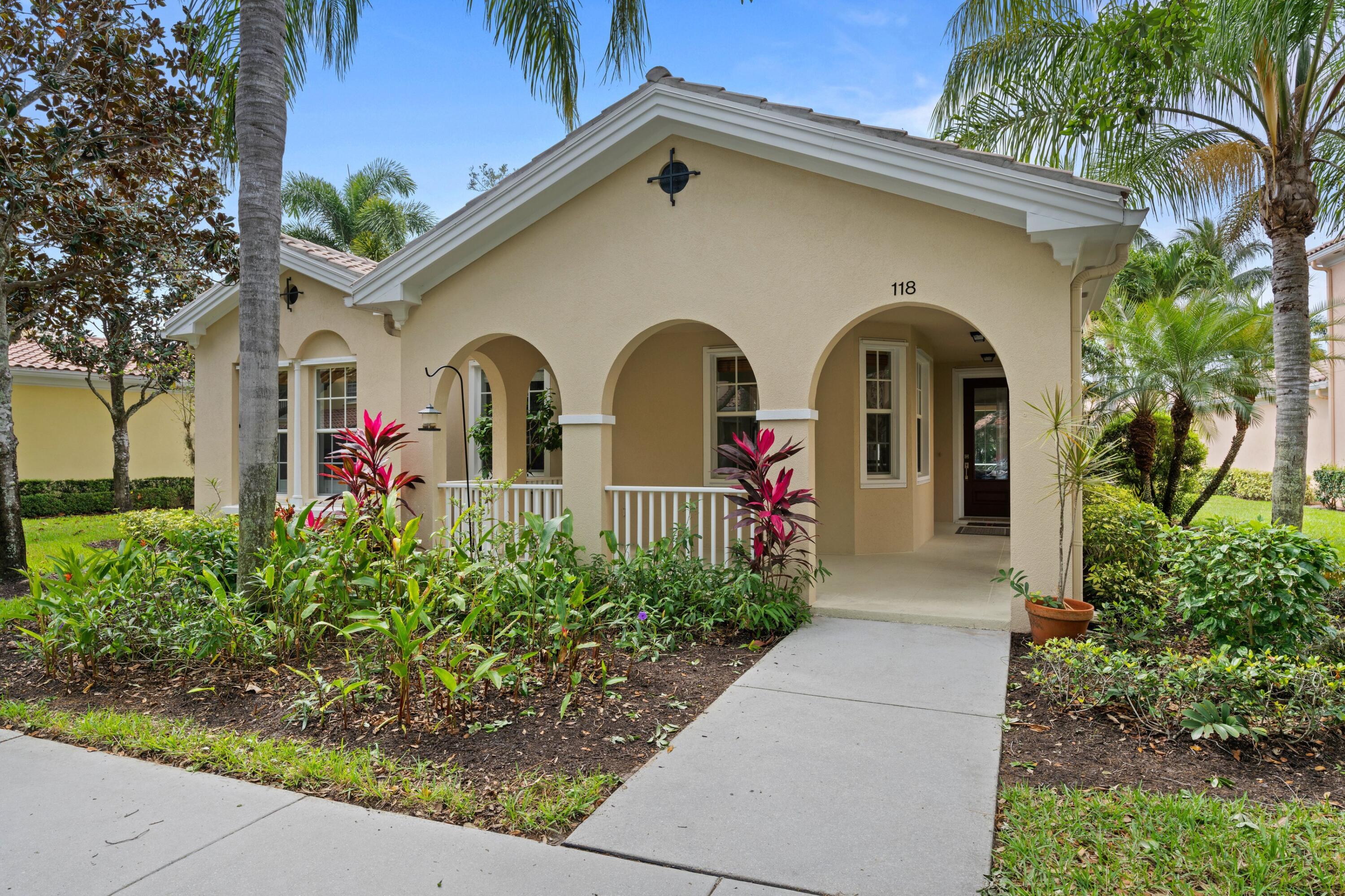 118 Florence Drive Jupiter, FL 33458 - Photo 2 of 41 Front of House