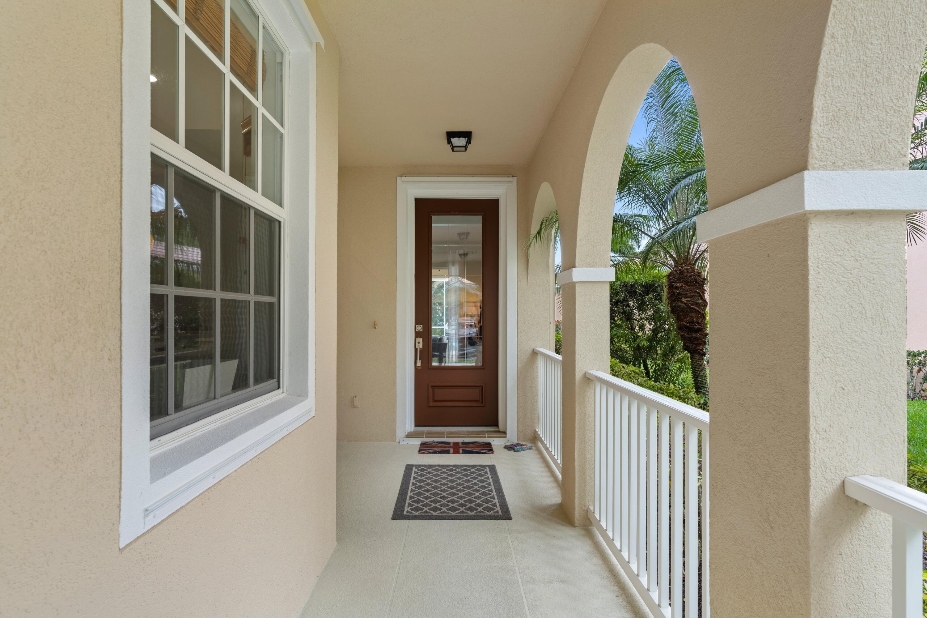 118 Florence Drive Jupiter, FL 33458 - Photo 5 of 41 Front door