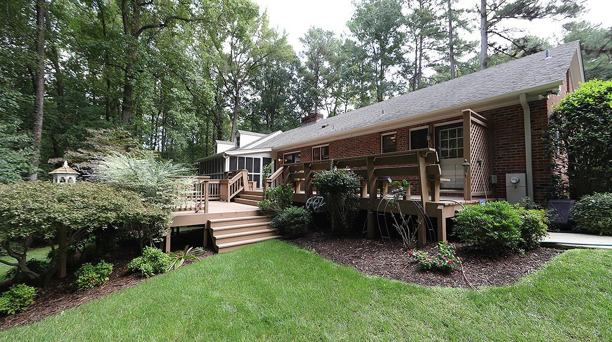 9627 Barton Creek Road Raleigh, NC 27615 - Photo 2 of 30 Exterior Back