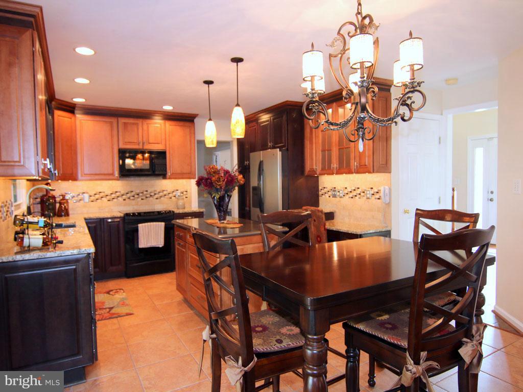 7623 Bear Forest Road Hanover, MD 21076 - Photo 10 of 30 Kitchen