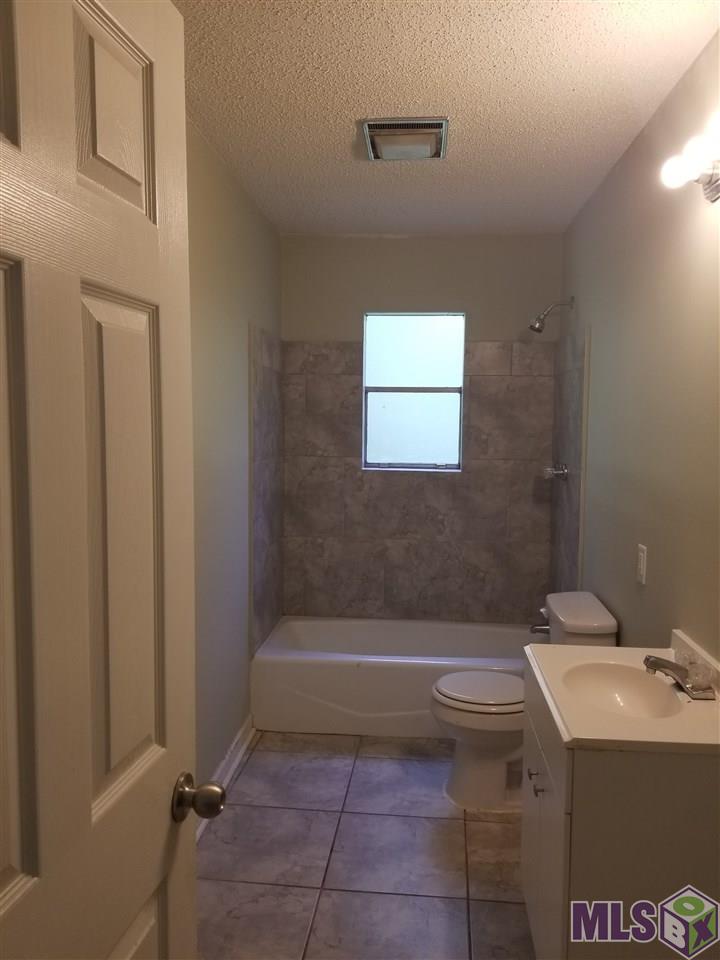 16817 Strain Road Baton Rouge, LA 70816 - Photo 7 of 12 Gallery Image 7
