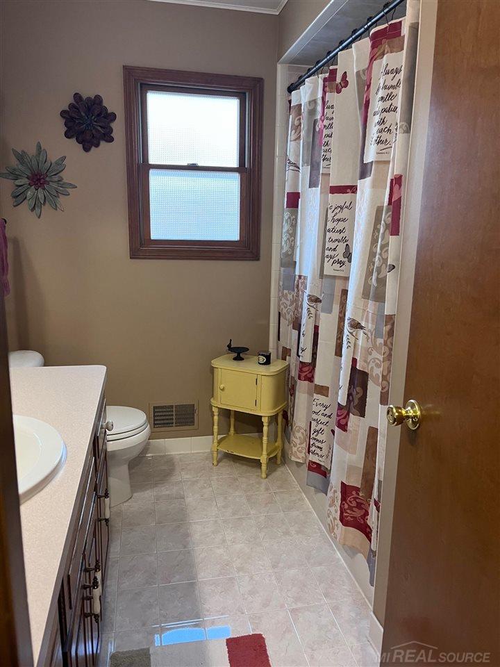 52154 Boland Road Chesterfield, MI 48047 - Photo 24 of 33