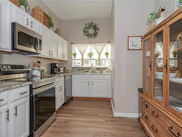 $3,500 | 572 7th Square Southwest, Unit 101, Vero Beach, FL 32962