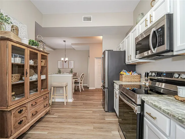 $3,500 | 572 7th Square Southwest, Unit 101, Vero Beach, FL 32962