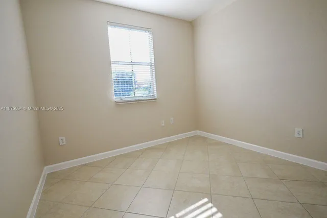 $680,000 | 8134 Northwest 107th Path, Doral, FL 33178