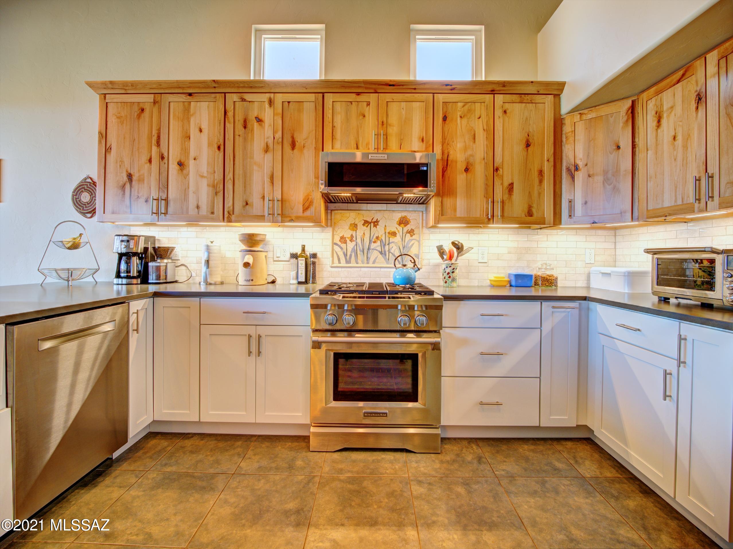 278 Camino Josefina Rio Rico, AZ 85648 - Photo 14 of 44