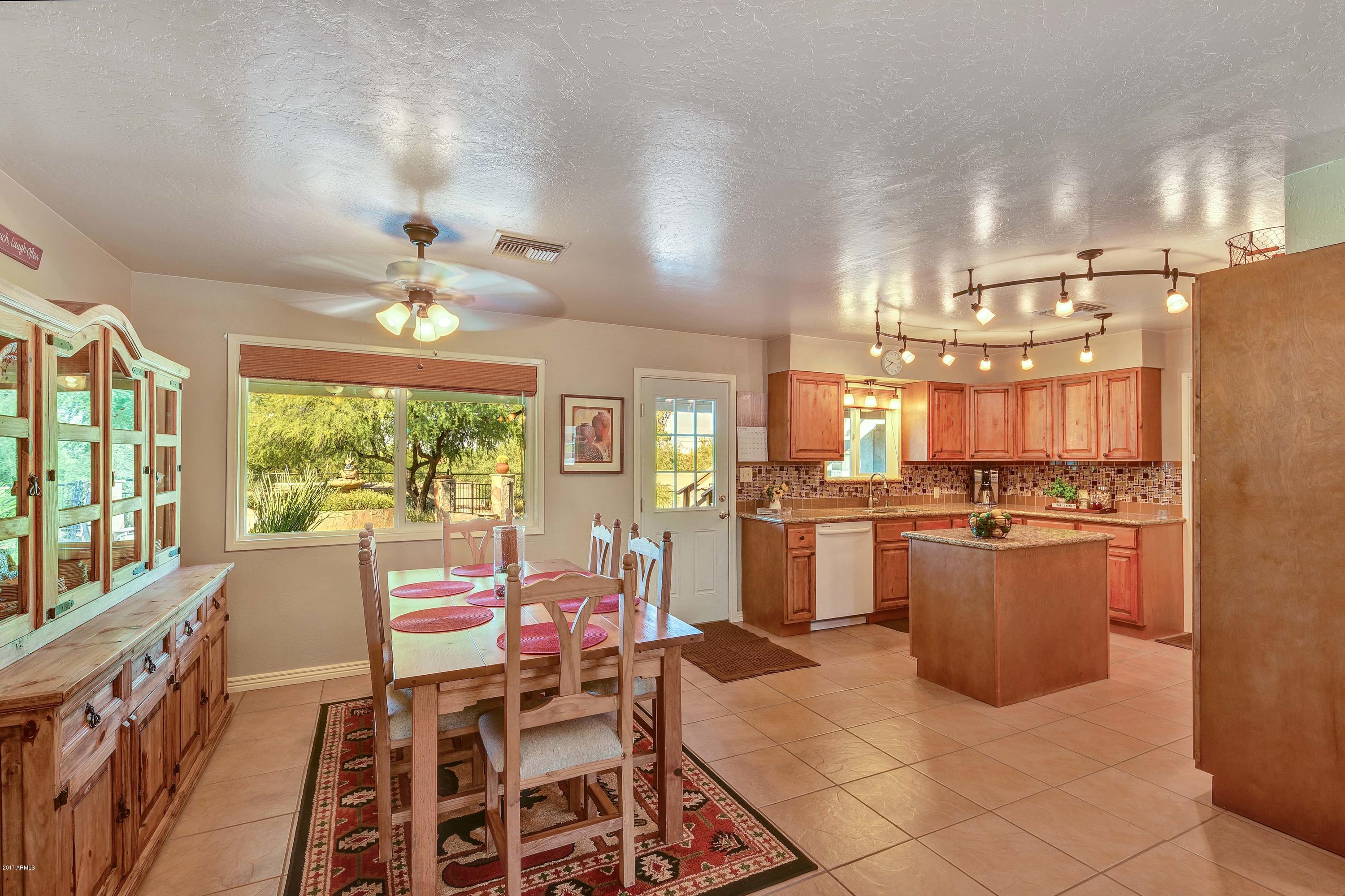 62 South Mountain View Road Apache Junction, AZ 85119 - Photo 4 of 35 Dining & Kitchen off Great Room