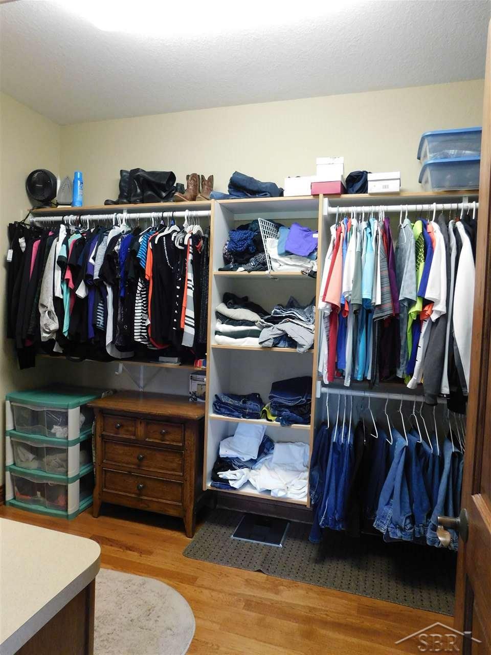 7089 Hupfer Road Freeland, MI 48623 - Photo 20 of 37 Master Walk In Closet