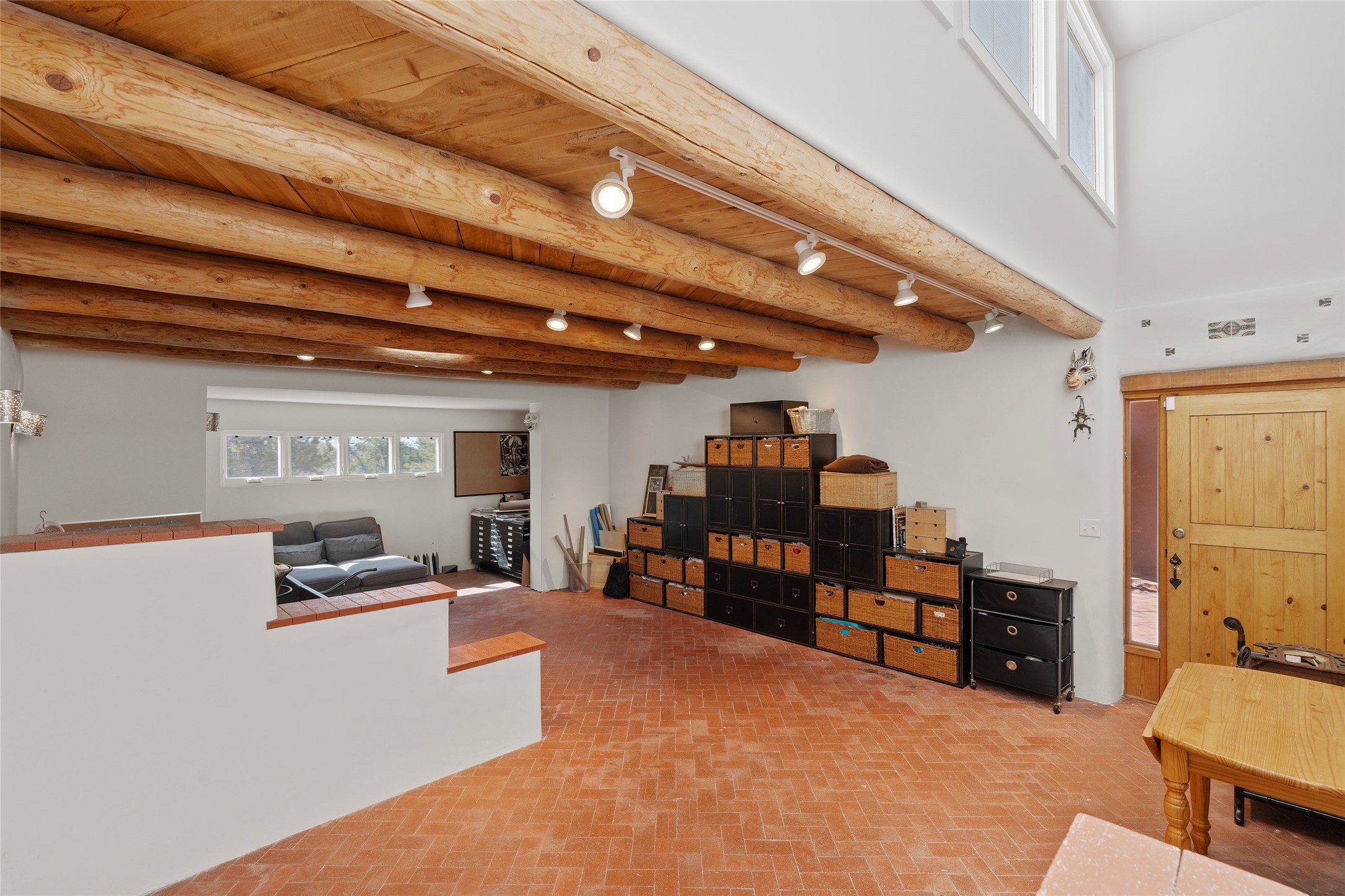 15 Cielo Cumbre Road Santa Fe, NM 87505 - Photo 5 of 20 Attached Studio