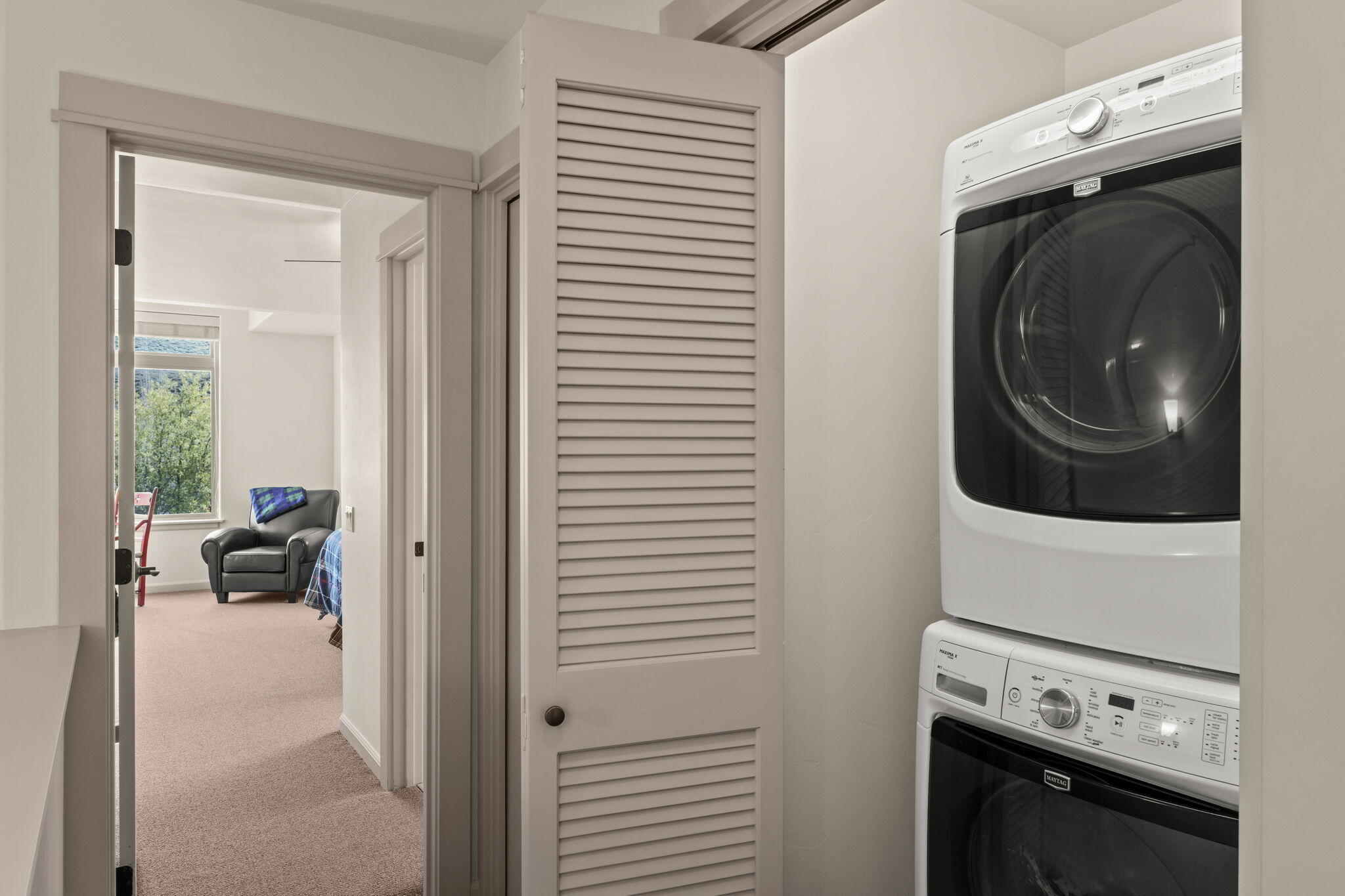 2483 Woodside Boulevard Hailey, ID 83333 - Photo 19 of 27 Laundry by Bedrooms
