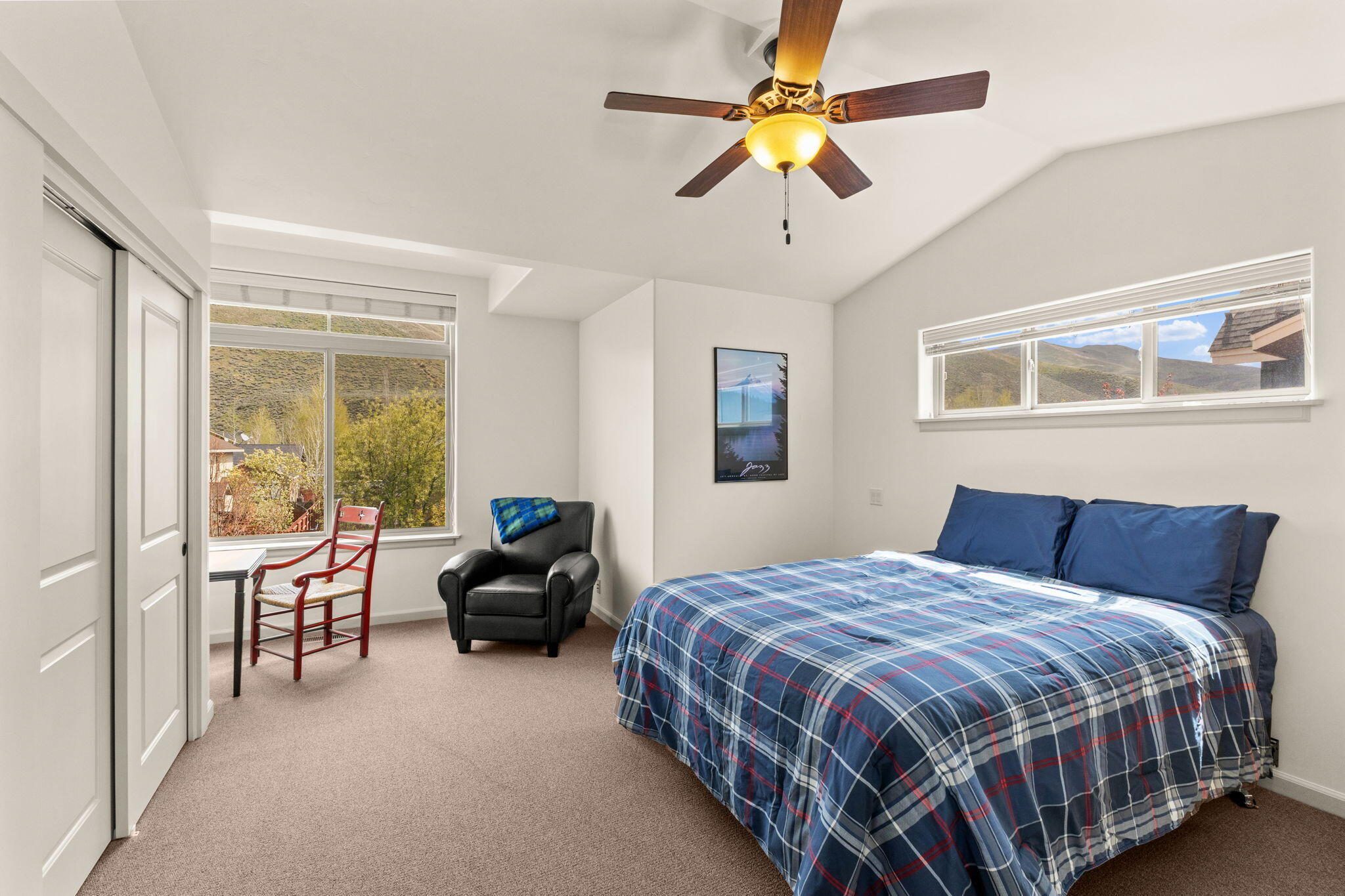 2483 Woodside Boulevard Hailey, ID 83333 - Photo 10 of 27 Primary Bedroom