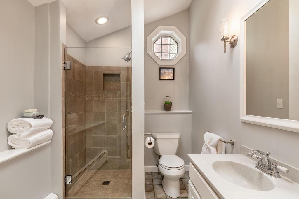 5 Oxbow Road Lexington, MA 02421 - Photo 8 of 24