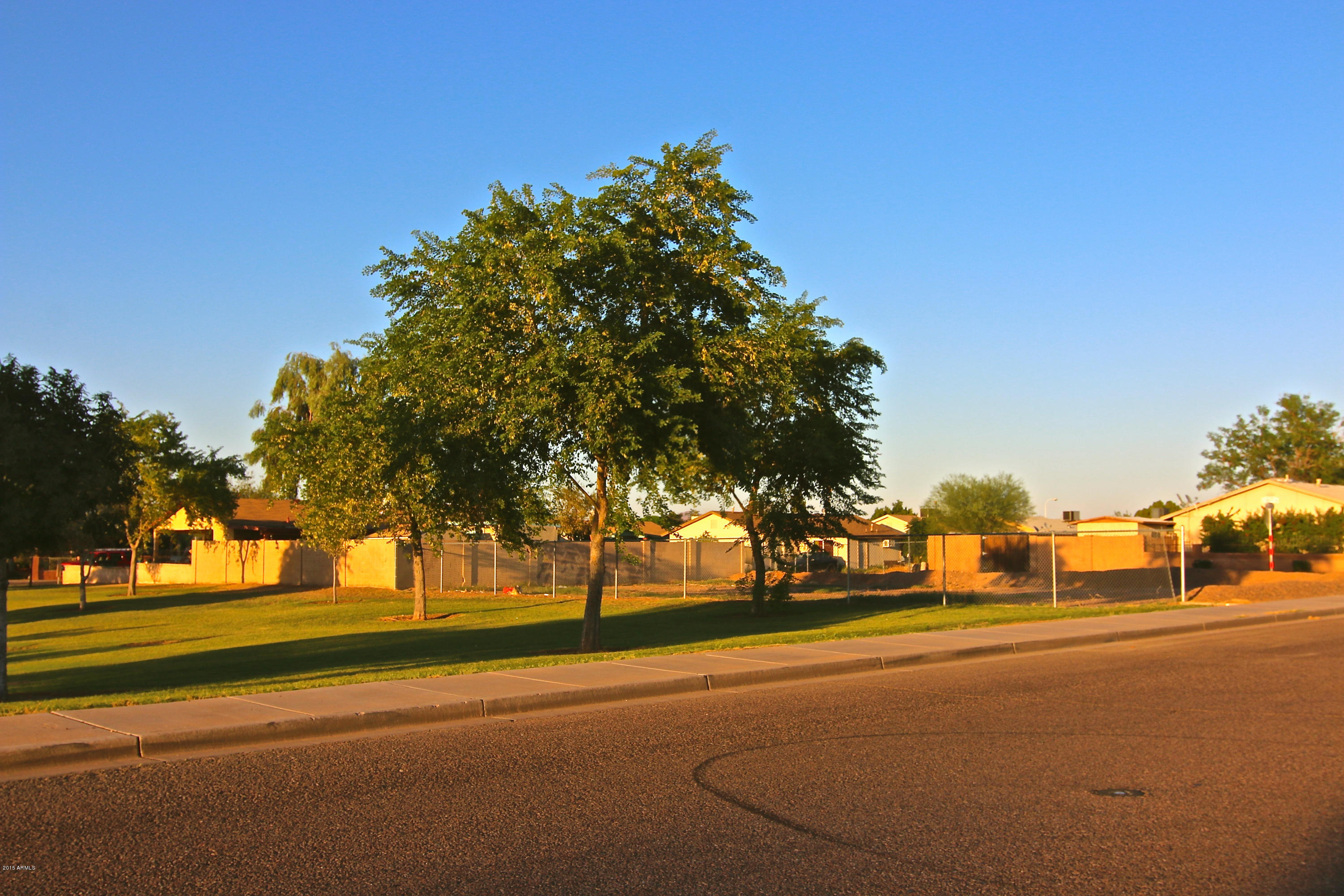 2060 West Roeser Road, Unit 97 Phoenix, AZ 85041 - Photo 9 of 11 2015-09-30 17
