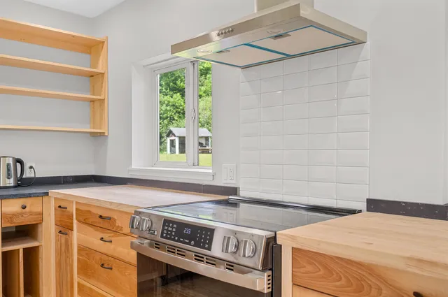 $399,000 | 3534 Highway 2, Marshfield, VT 05658