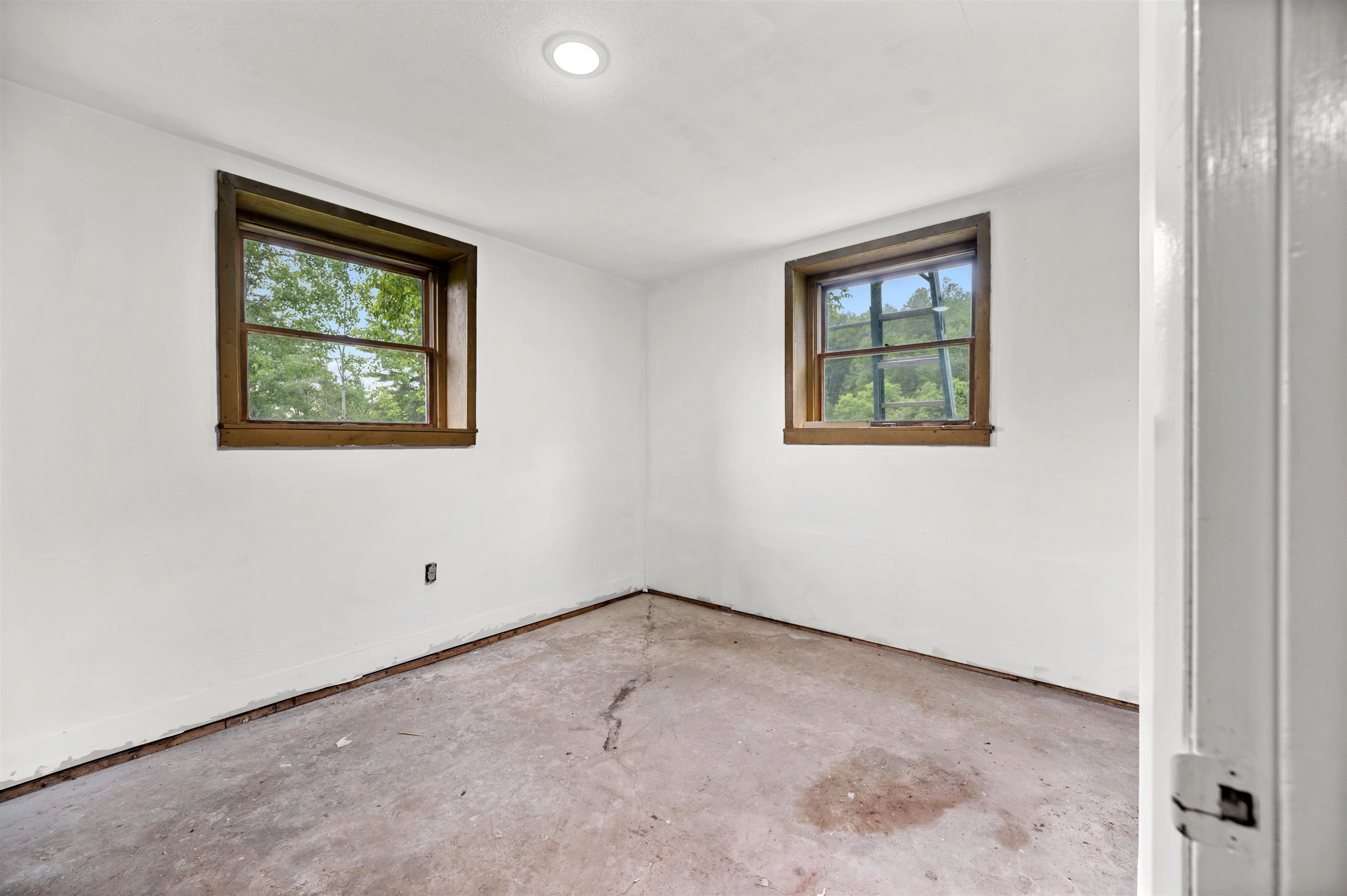 3534 Highway 2 Marshfield, VT 05658 - Photo 35 of 46