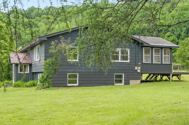 $399,000 | 3534 Highway 2, Marshfield, VT 05658