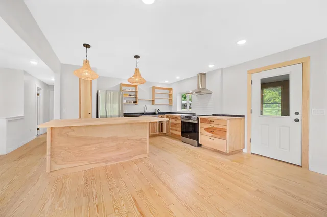 $399,000 | 3534 Highway 2, Marshfield, VT 05658