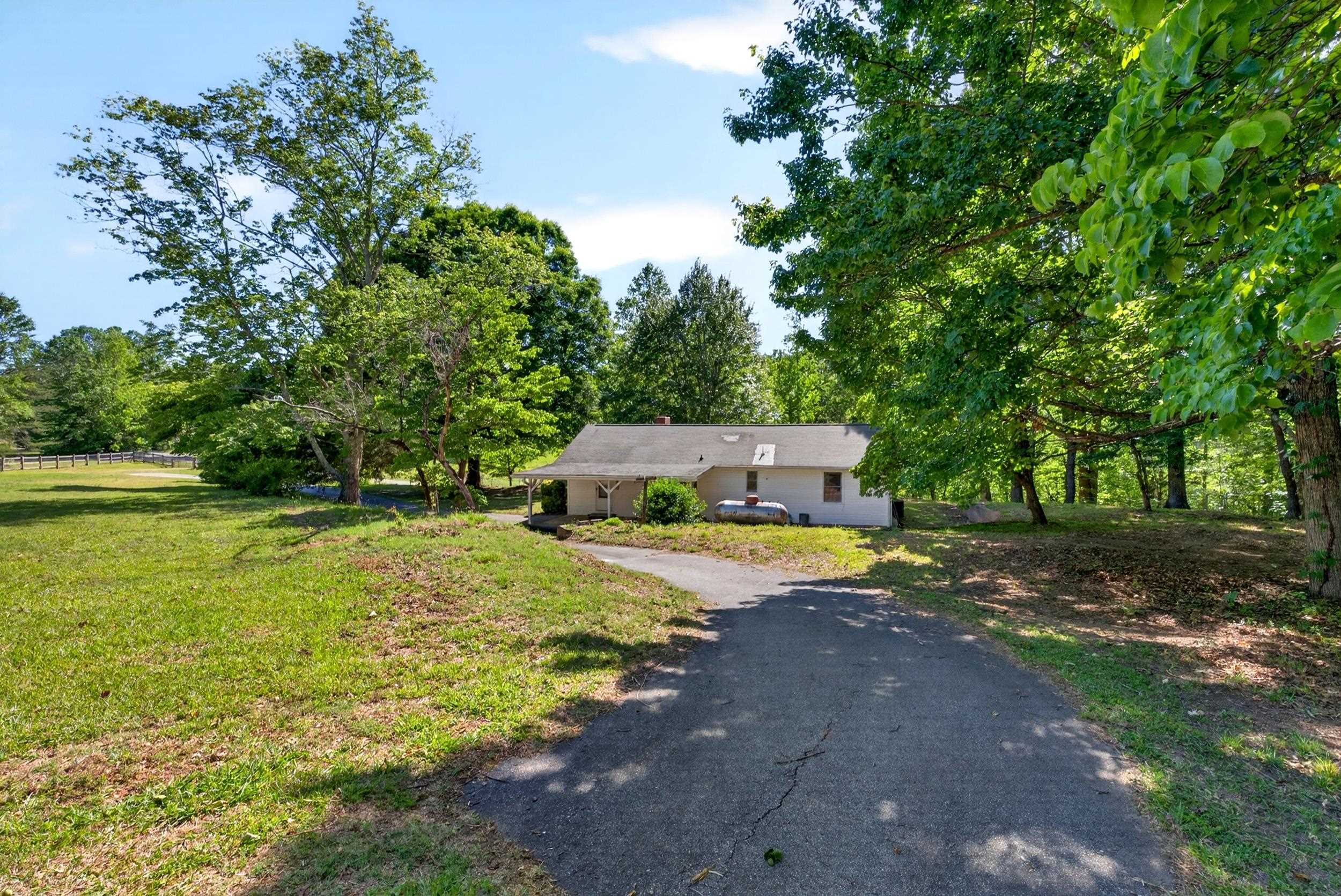 515 Owl Nest Road Landrum, SC 29356 - Photo 28 of 43