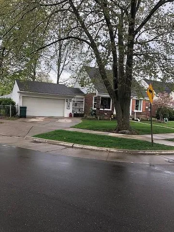 $375,000 | 3201 Croissant Street, Dearborn, MI 48124