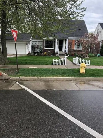 $375,000 | 3201 Croissant Street, Dearborn, MI 48124