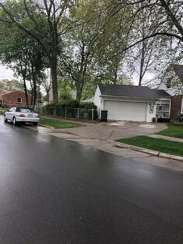 $375,000 | 3201 Croissant Street, Dearborn, MI 48124