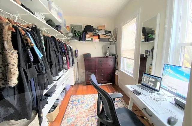 $3,199 | 6 Poplar Road, Unit 3, Cambridge, MA 02138