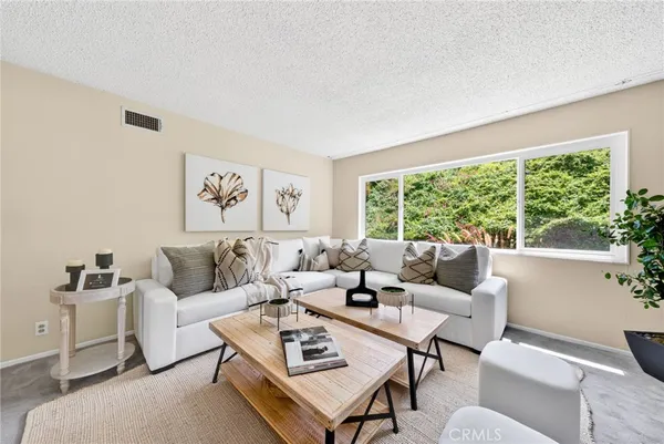 $1,599,000 | 2010 Van Karajan Drive, Rancho Palos Verdes, CA 90275