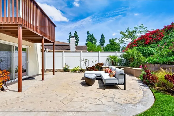 $1,599,000 | 2010 Van Karajan Drive, Rancho Palos Verdes, CA 90275