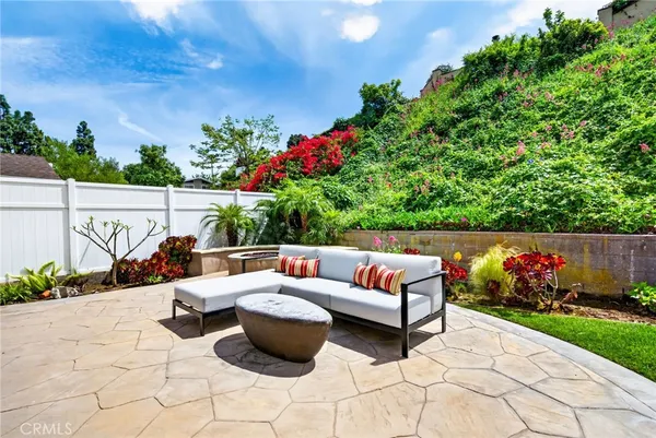 $1,599,000 | 2010 Van Karajan Drive, Rancho Palos Verdes, CA 90275