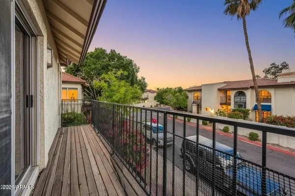 $379,990 | 8841 South 51st Street, Unit 1, Phoenix, AZ 85044