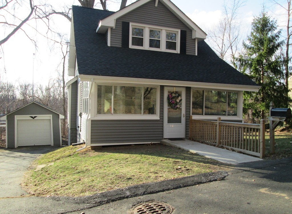 124 Birnie Road Longmeadow, MA 01106 - Photo 2 of 11 Gallery Image 2