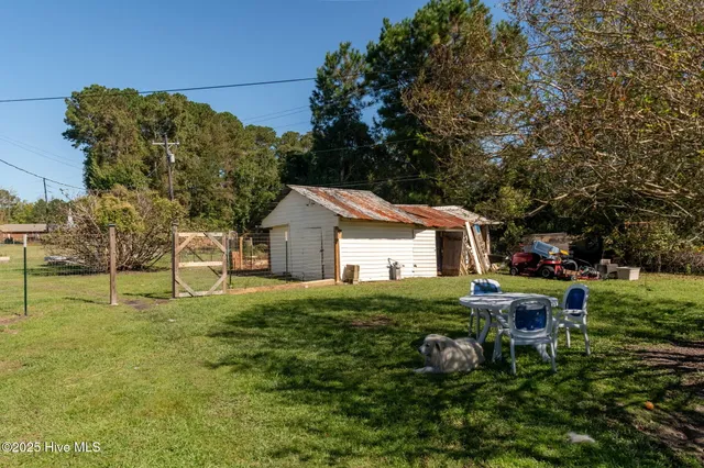 $220,000 | 1021 Church Street, Willard, NC 28478