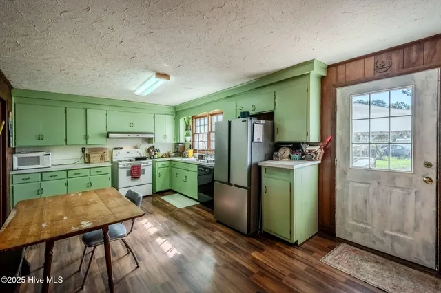 $220,000 | 1021 Church Street, Willard, NC 28478