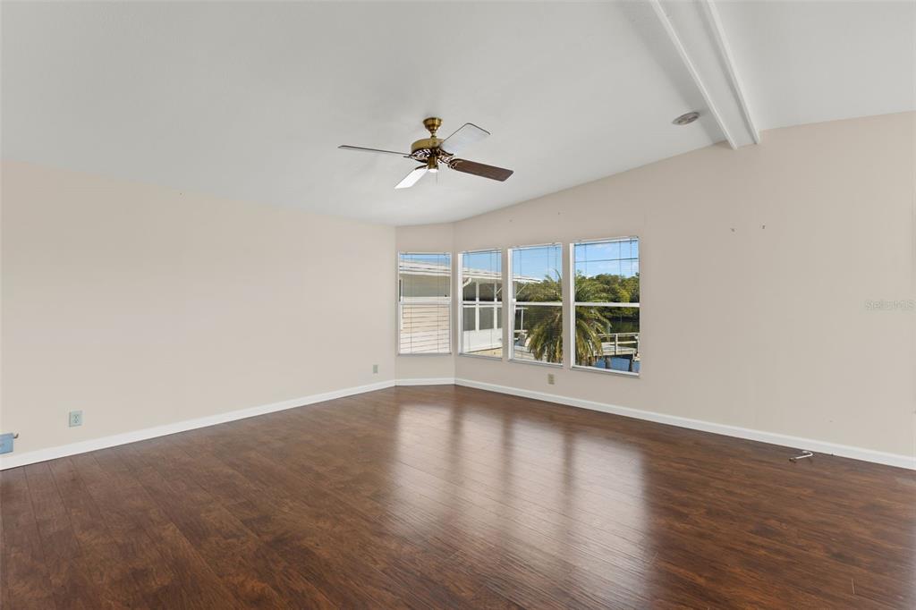 7113 Mt Piney Road Northeast, Unit 719 St. Petersburg, FL 33702 - Photo 5 of 39
