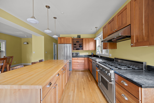 22 Keystone Avenue River Forest, IL 60305 - Photo 13 of 33