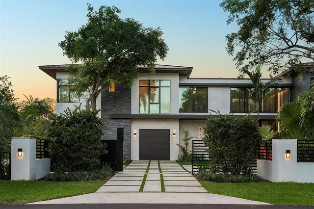 $49,500 | 12500 Southwest 64th Avenue, Pinecrest, FL 33156