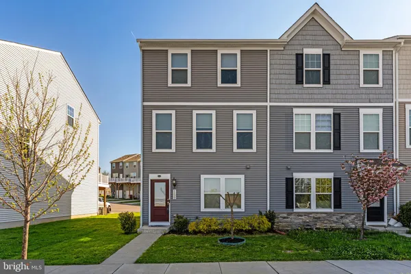 $335,000 | 159 Presidents Pointe Avenue, Ranson, WV 25438