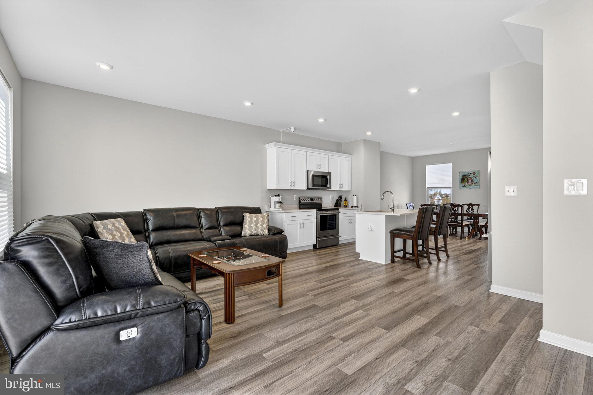 159 Presidents Pointe Avenue Ranson, WV 25438 - Photo 18 of 60