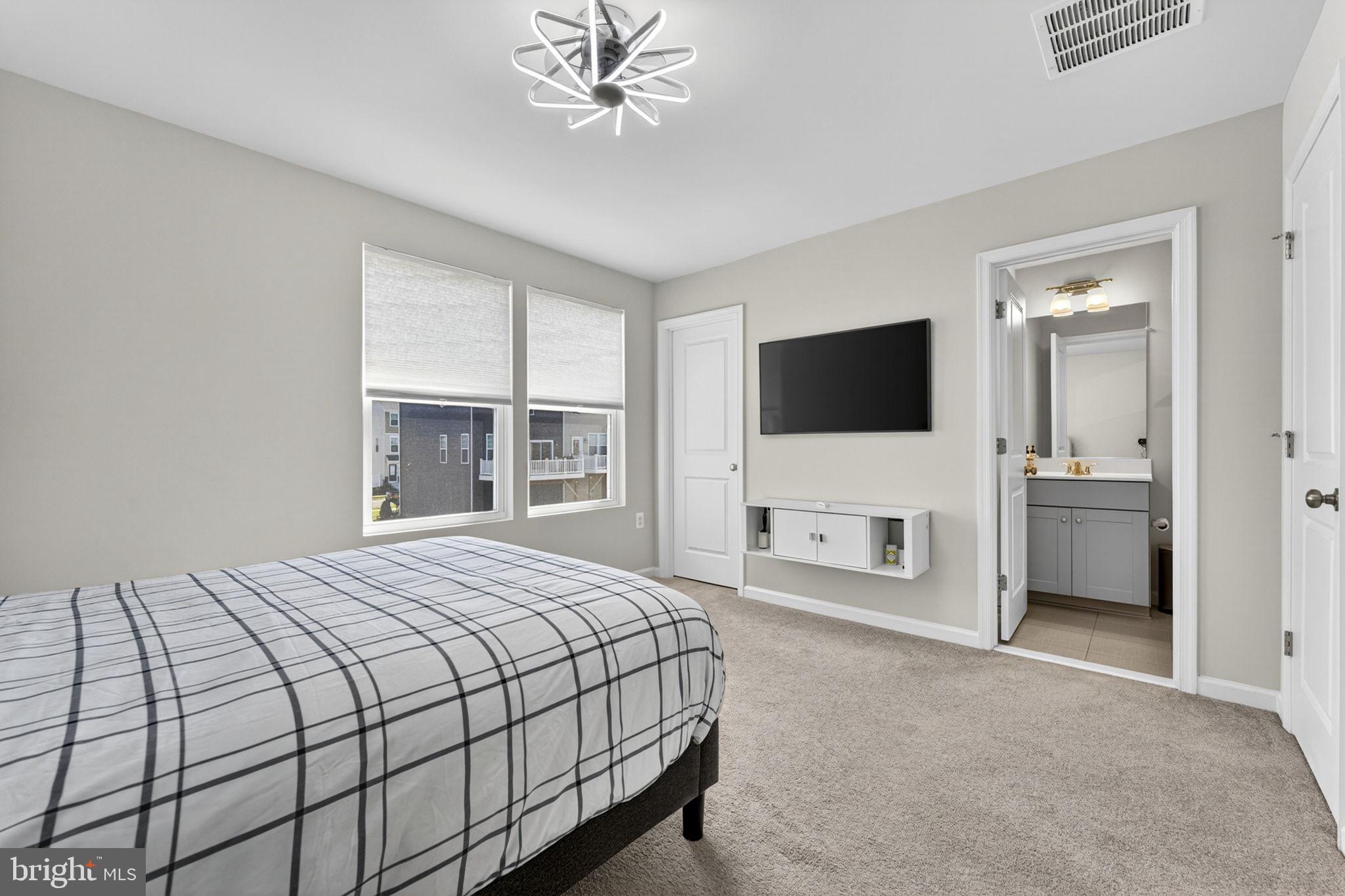 159 Presidents Pointe Avenue Ranson, WV 25438 - Photo 30 of 60