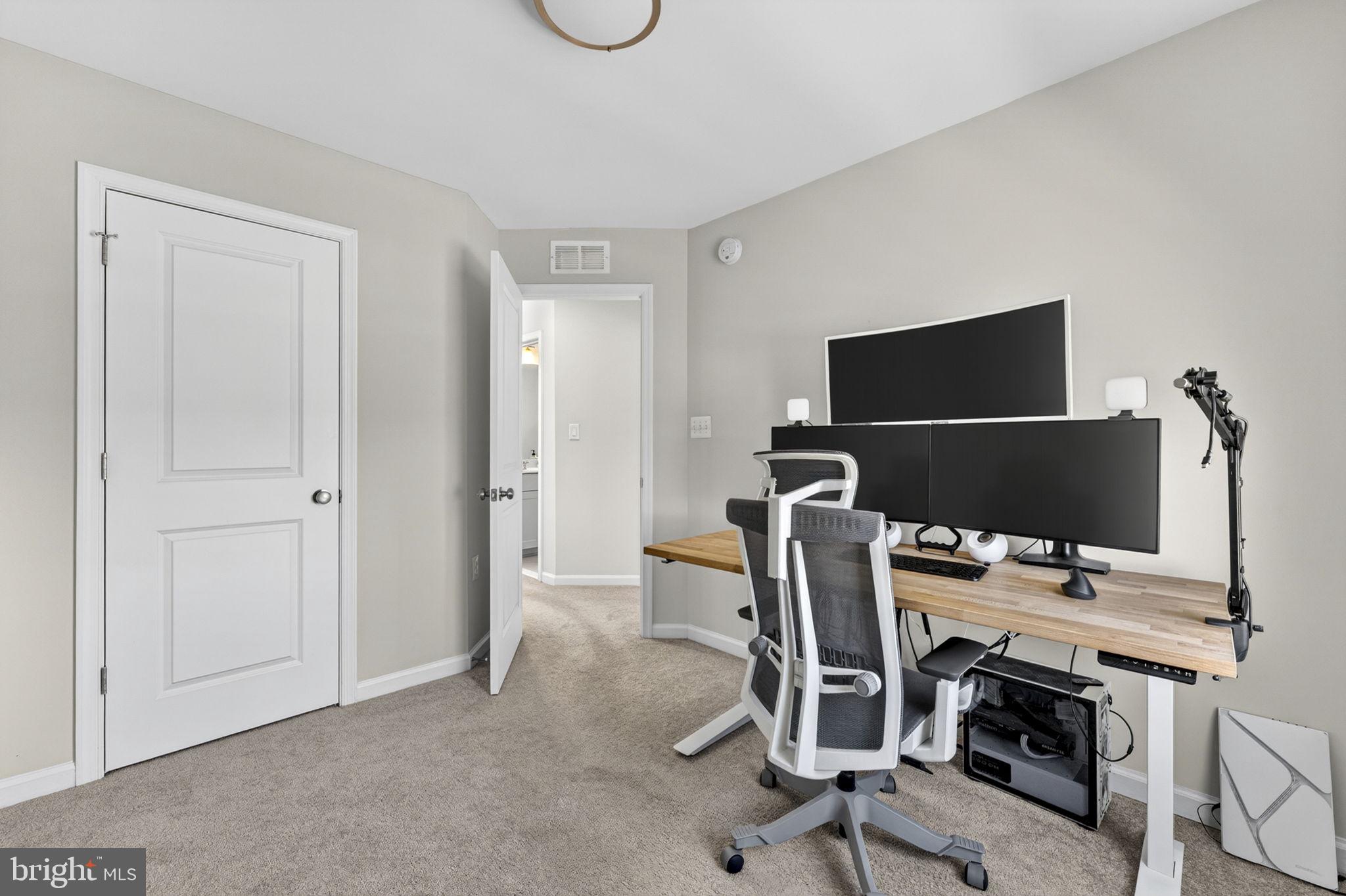 159 Presidents Pointe Avenue Ranson, WV 25438 - Photo 36 of 60