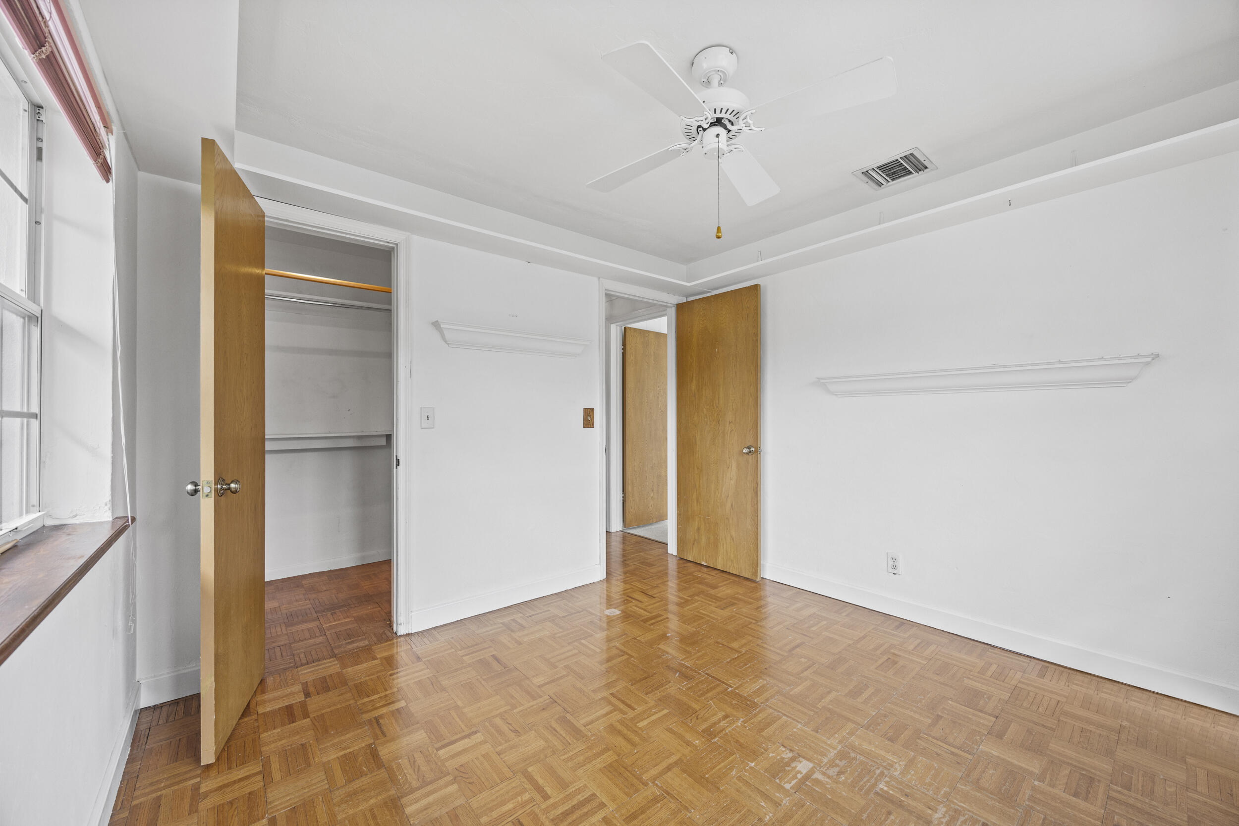 723 Southwest 27th Terrace Boynton Beach, FL 33435 - Photo 19 of 54 Guest Bedroom 2