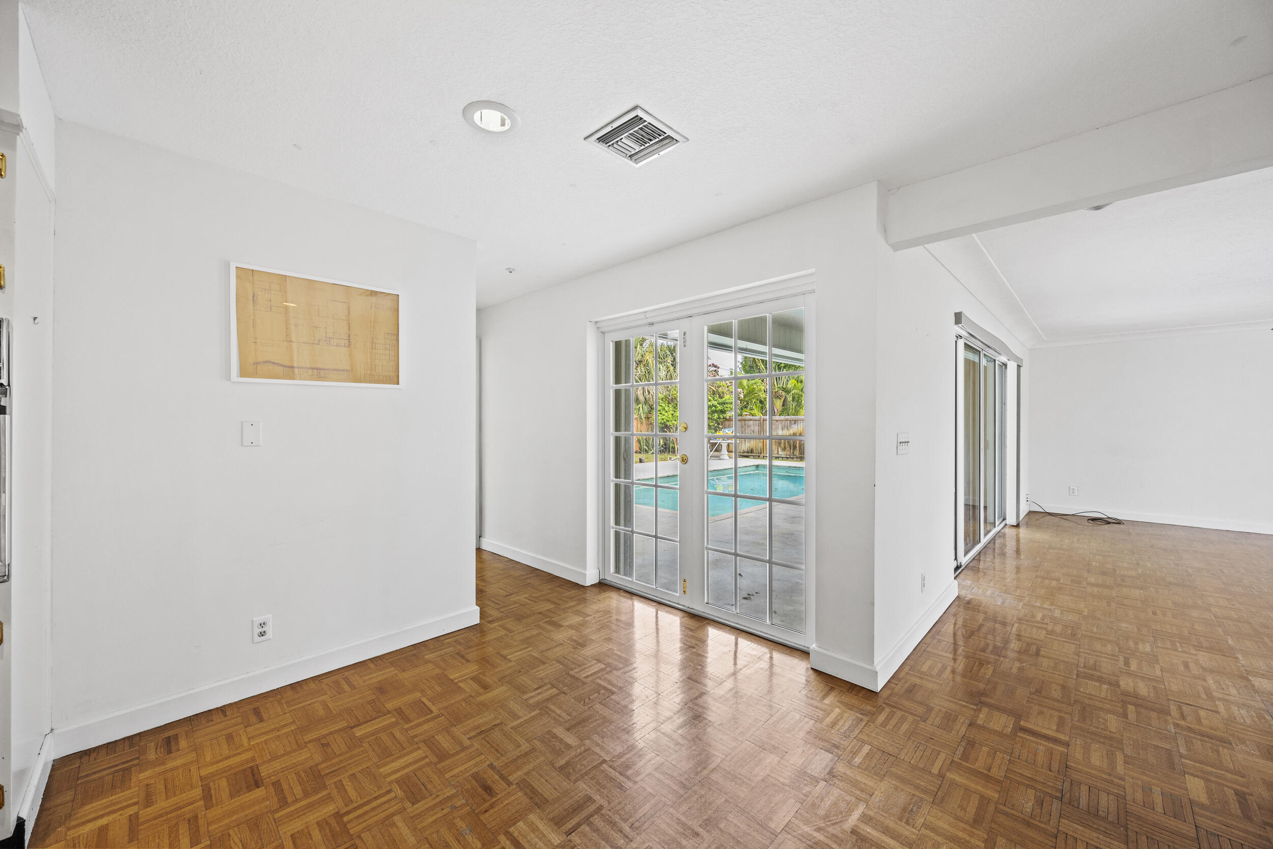 723 Southwest 27th Terrace Boynton Beach, FL 33435 - Photo 30 of 54 Dining Area