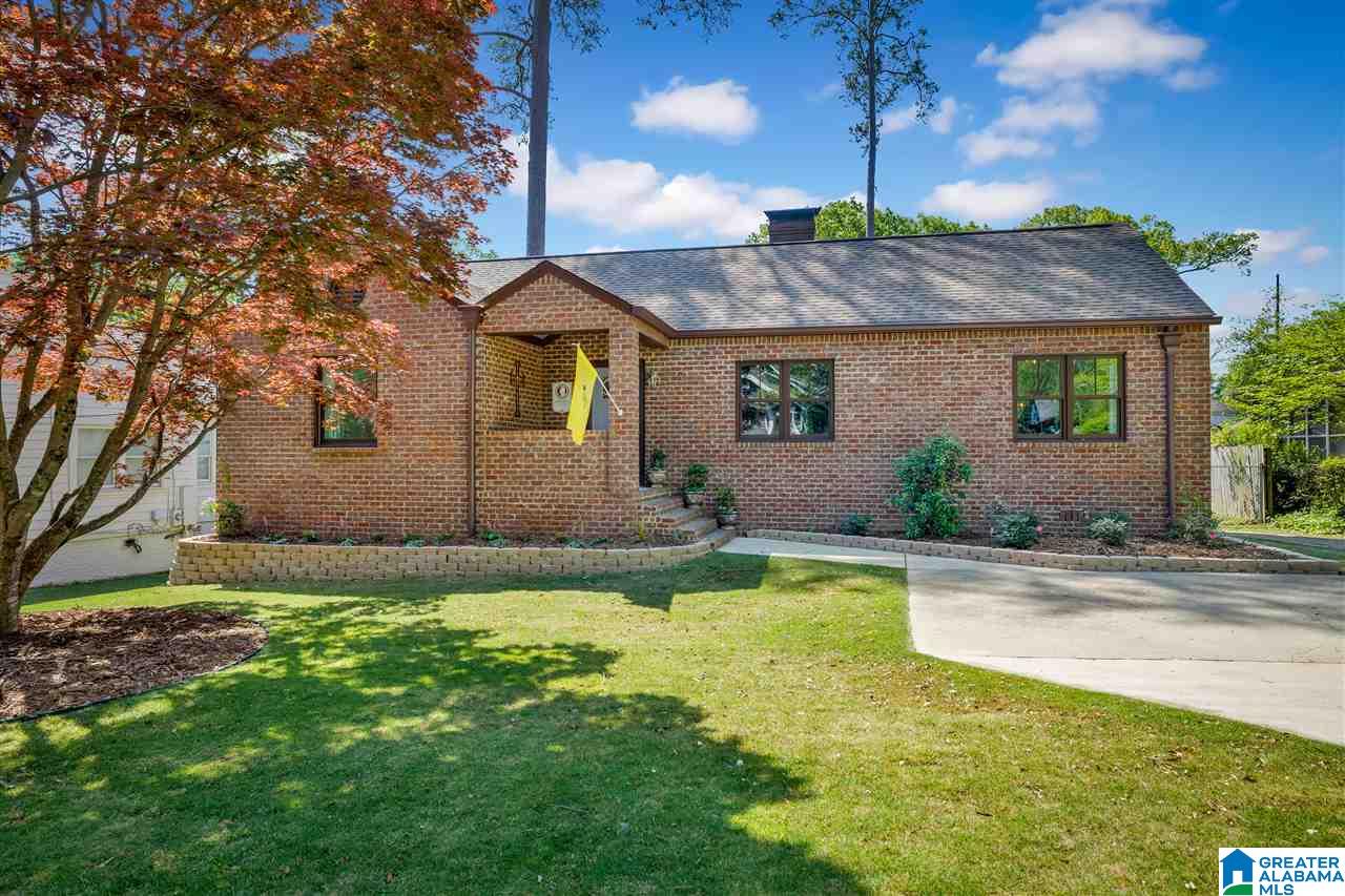 1509 Sutherland Place Birmingham, AL 35209 - Photo 1 of 26