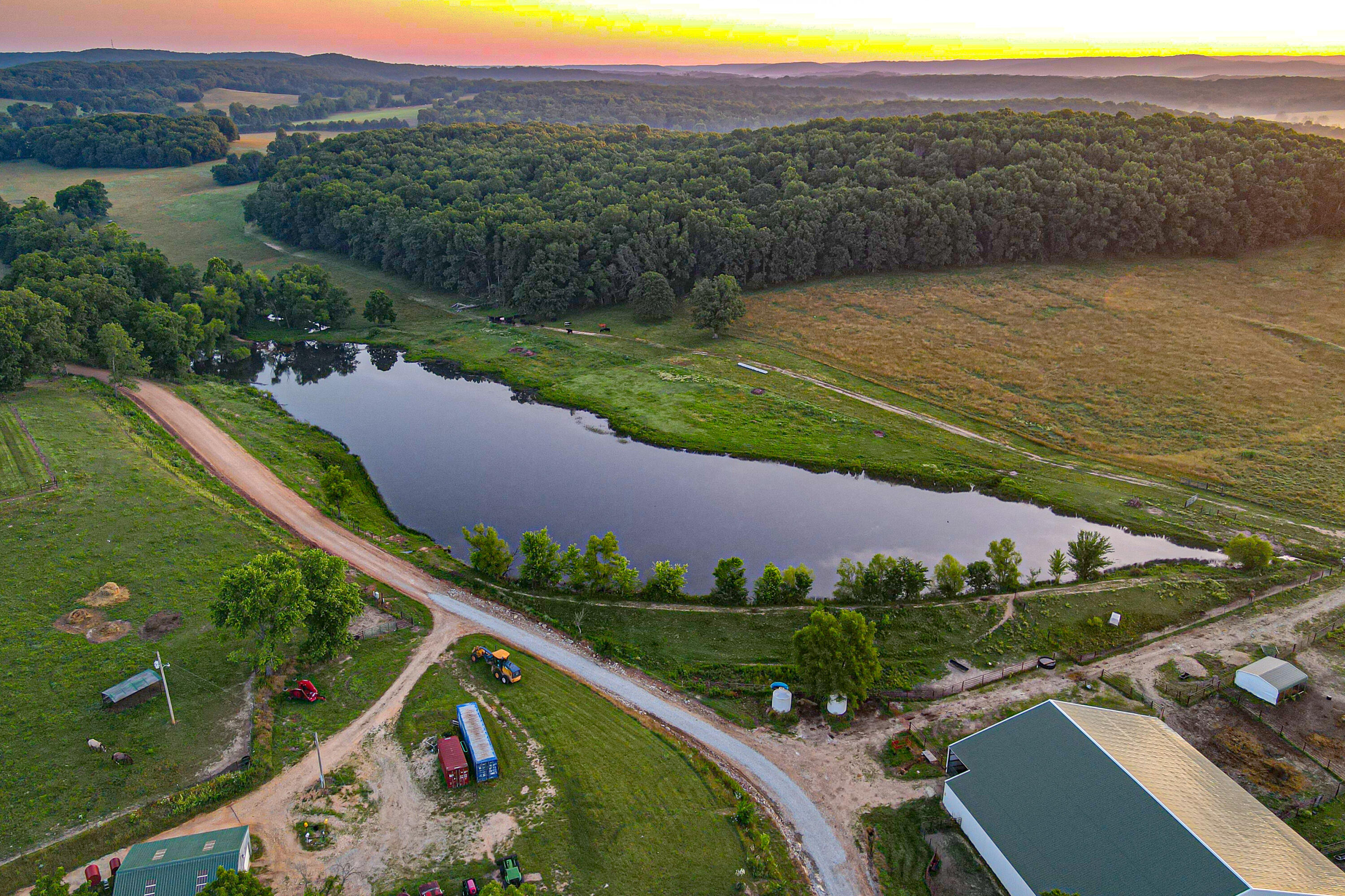 444 Rural Route 3, Unit O527 Ava, MO 65608 - Photo 84 of 89 AVA-FARM-DUSTIN-LEWIS-MLS-127