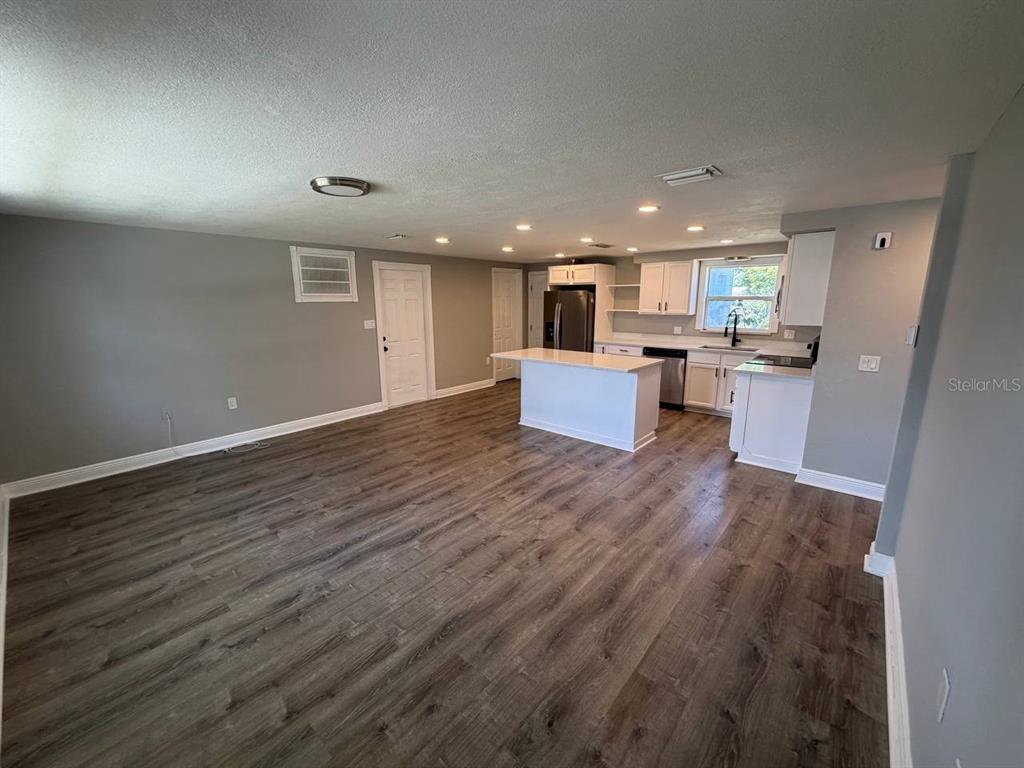 3511 Cambridge Street New Port Richey, FL 34652 - Photo 9 of 38