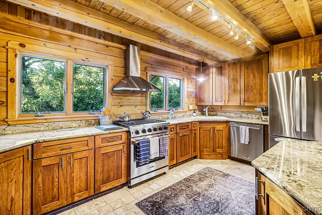 $395,000 | 9263 Paris Hill Road, Paris, NY 13456