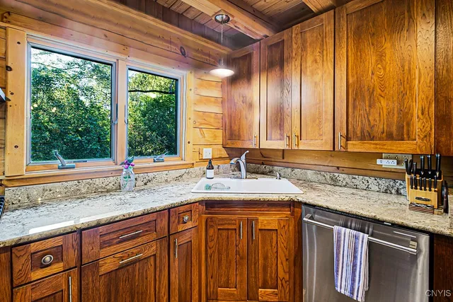 $395,000 | 9263 Paris Hill Road, Paris, NY 13456